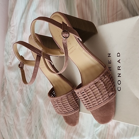 LC Lauren Conrad Heels Size 8 1/2 - Picture 8 of 17